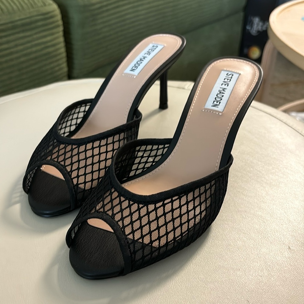 Steve Madden Kitten Heel